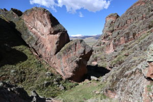 南米ボリビア・ペーニャスのクライミングエリア