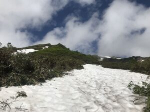 越後駒ヶ岳ヤマンザイ